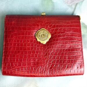 Vintage Albert Nipon Red Faux Embossed Crocodile Leather  Latch Clutch Purse